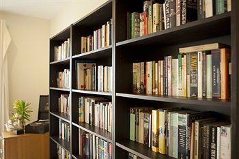 Hotel Elegant Suites Westlake