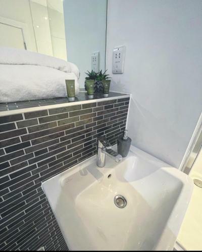 Apartamento City Centre One Bed Apt W/free Wifi/netflix