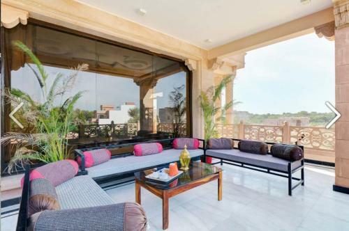 Hostal Zest Damodar Garh - The Stress Free Zone