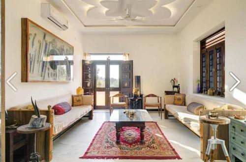 Hostal Zest Damodar Garh - The Stress Free Zone
