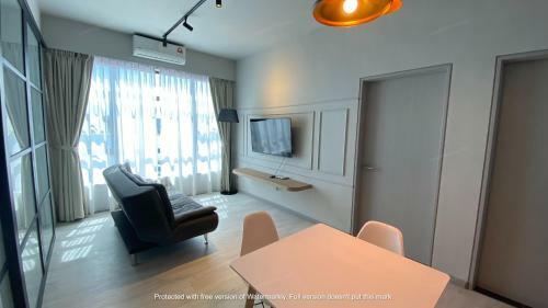 Apartamento Designer 2- Bedroom Condo @jesselton Quay