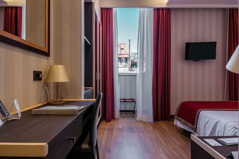 Nazionale Roma Hotel & Conference Center