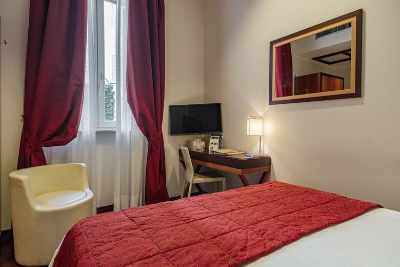 Nazionale Roma Hotel & Conference Center