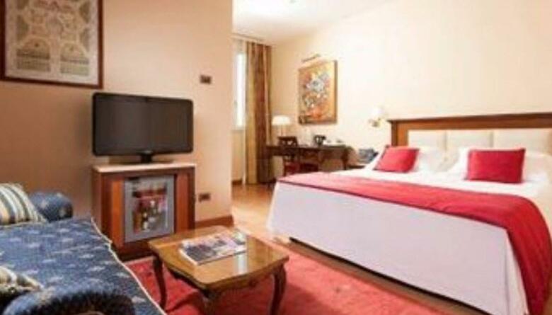 Nazionale Roma Hotel & Conference Center