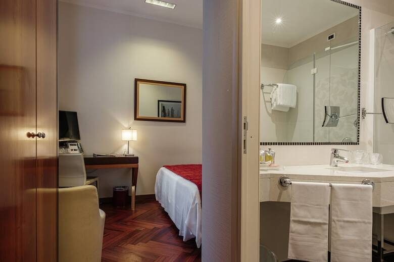 Nazionale Roma Hotel & Conference Center