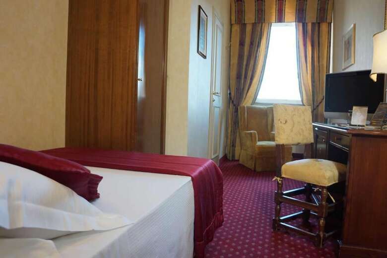 Nazionale Roma Hotel & Conference Center