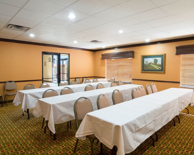 Hotel Quality Suites Bush/ Iah Airport