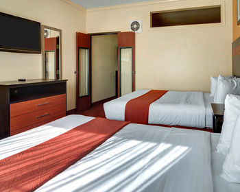 Hotel Quality Suites Bush/ Iah Airport
