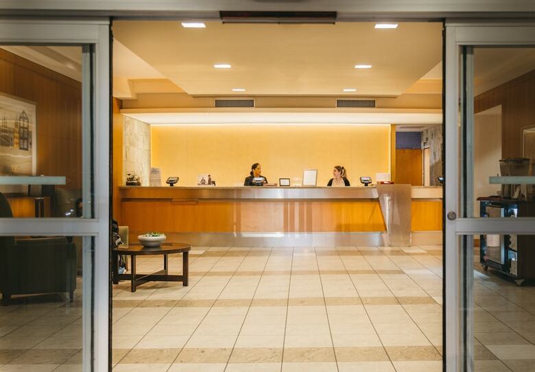 Hotel Crowne Plaza International Airport