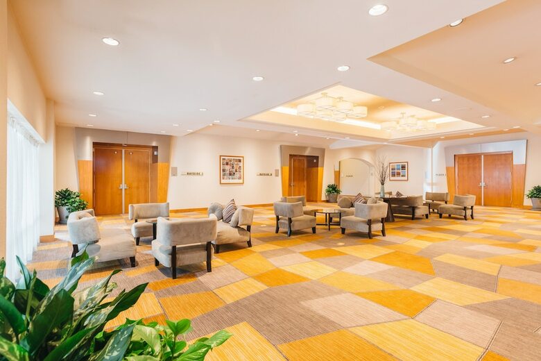 Hotel Crowne Plaza International Airport