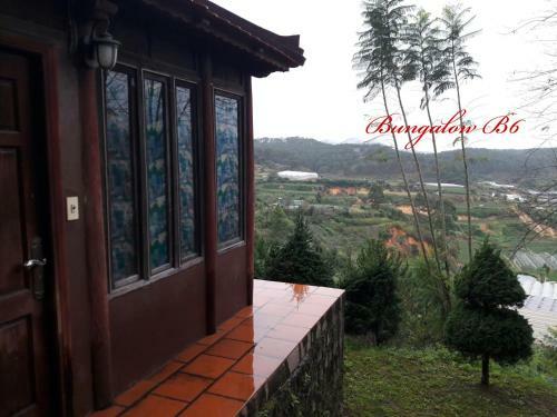 Hotel Osaka Village Dalat