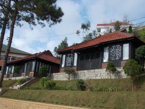 Hotel Osaka Village Dalat