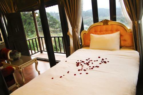 Hotel Osaka Village Dalat