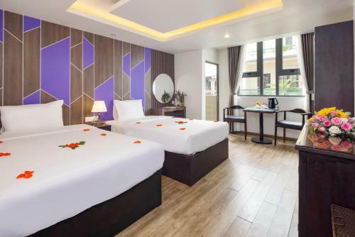 Azura Gold Hotel & Apartment