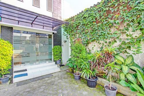 Hotel Oyo 91450 Laksmita Homestay
