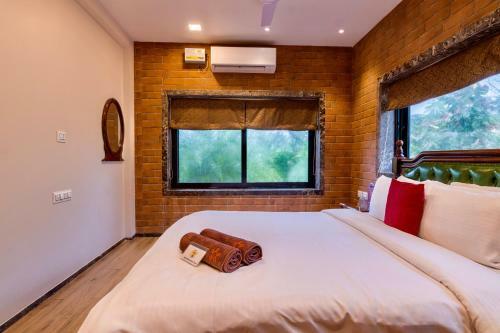 Villa Saffronstays Evelyn Greens, Lonavala