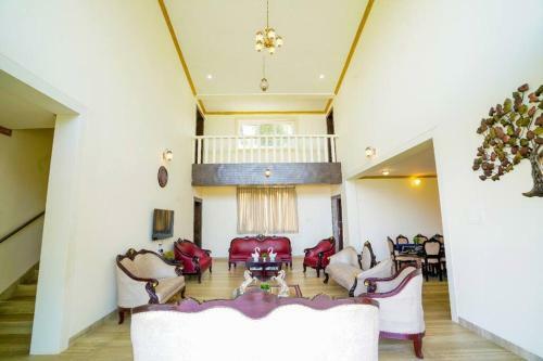 Sierra Sky Mahableshwar By Red Stone Villas
