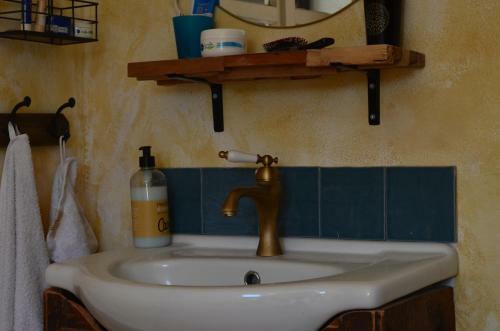 Apartment Situated Between Lake Como And Lake Lugano