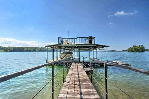 Gainesville Lakefront Retreat With Private Dock
