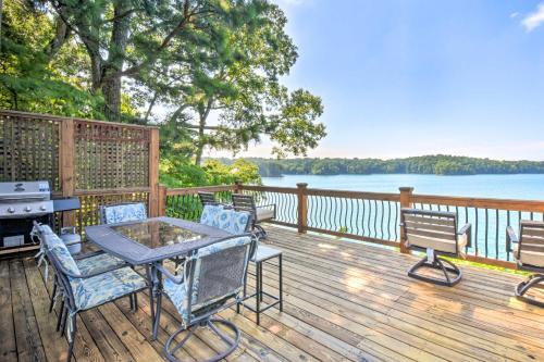 Gainesville Lakefront Retreat With Private Dock
