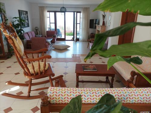 Villa With Gardens And Stunning Views