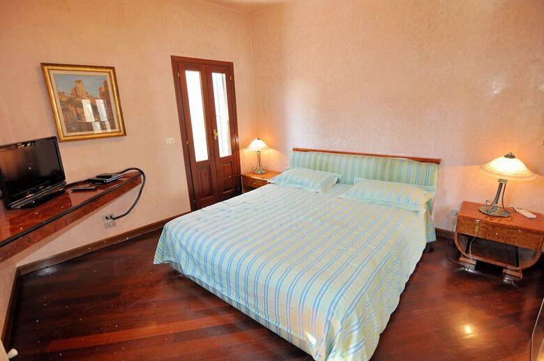 Casa Dei Pittori Venice Apartments