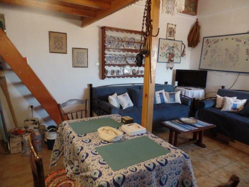 Evelyn's Country House