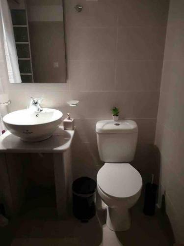 Odyssey Apartment In Armeos