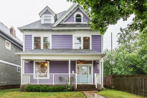 Great Downtown Indy Property Close To Everything