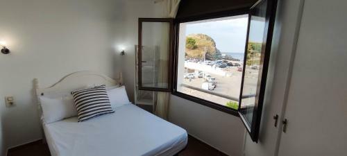 332 House In Llan��