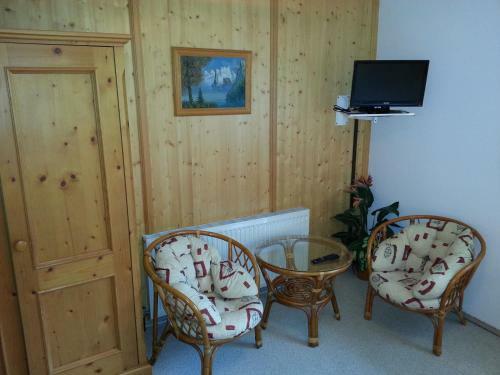 Hostal Gasthof Pension Rega