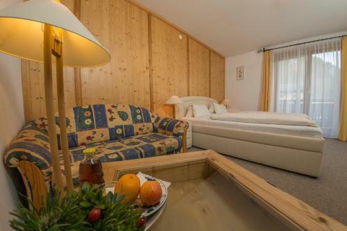 Hostal Gasthof Pension Rega