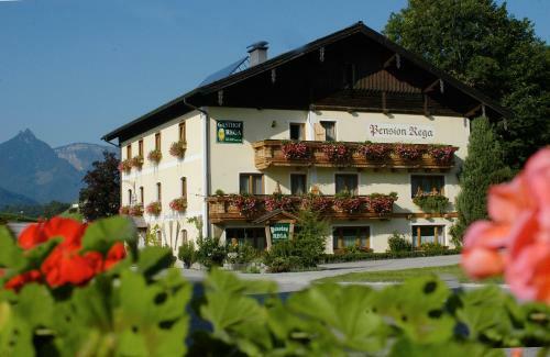 Hostal Gasthof Pension Rega