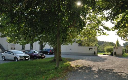 Hostal Guesthouse Les Tilleuls