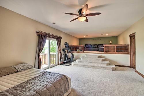 Spacious Frazee Home With Direct Lake Access!