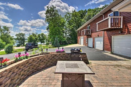 Spacious Frazee Home With Direct Lake Access!