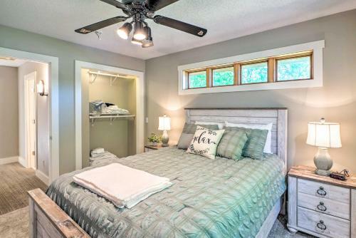 Waterfront Mound Retreat With Boat Dock Access!