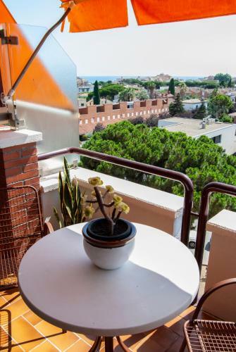 Apart En Complejo Residencial Con Piscina