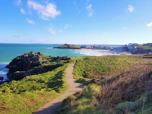 High Quality Detached House With Parking St. Ives