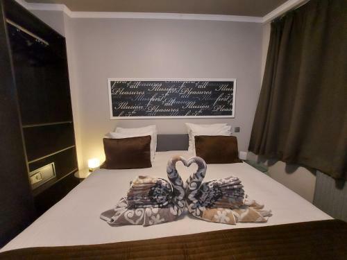 Suite & City Apartments