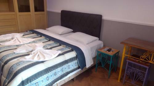Posada Pousada Villa Virg�nia Guaruj�