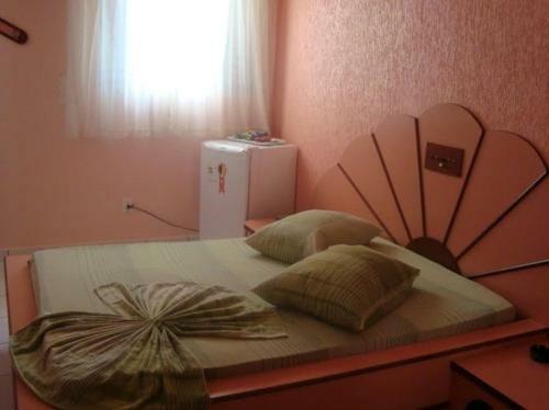 Chateaux Hotel (adult Only)