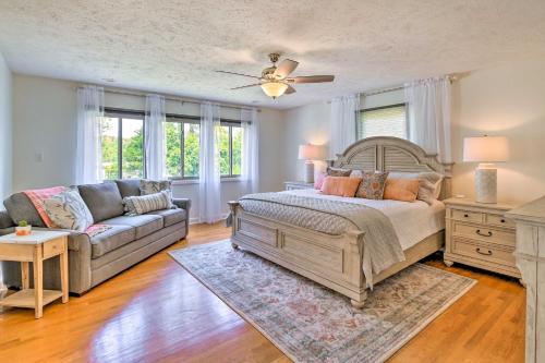 Waterfront Parkton Home With Pool And Boat Dock!