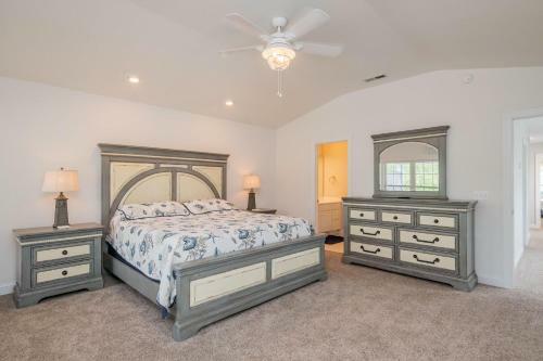 Marina 1 By Oak Island Accommodations