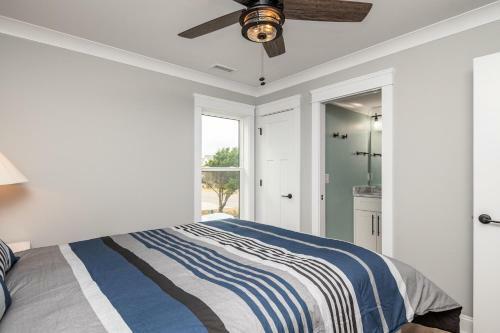 The Sandcastle By Oak Island Accommodations