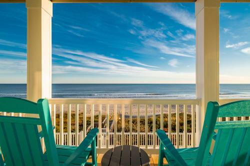 The Sandcastle By Oak Island Accommodations