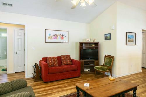 Island Delight By Oak Island Accommodations