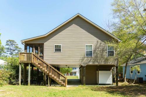 Island Delight By Oak Island Accommodations