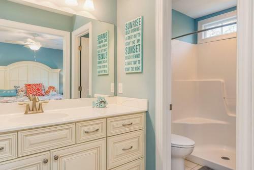 The Gypsy Rose By Oak Island Accommodations