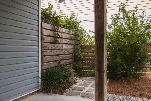 The Gypsy Rose By Oak Island Accommodations